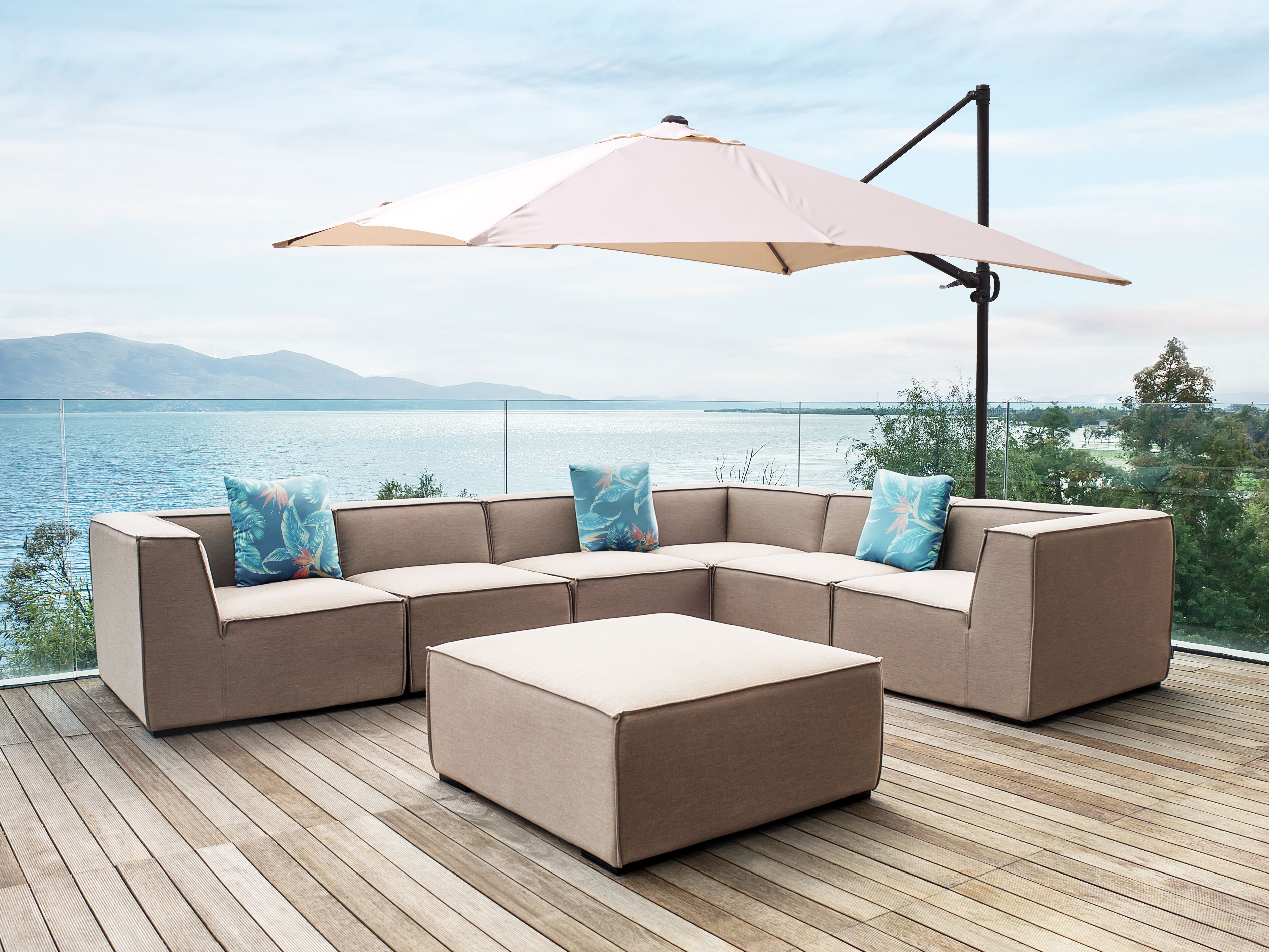 Dakota Fields Anabelia 2 5m Square Cantilever Parasol Wayfair Co Uk