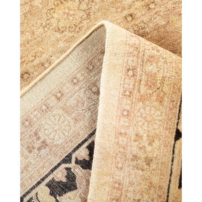 Hand-Knotted Ivory Wool Rectangular Area Rug with Fringe