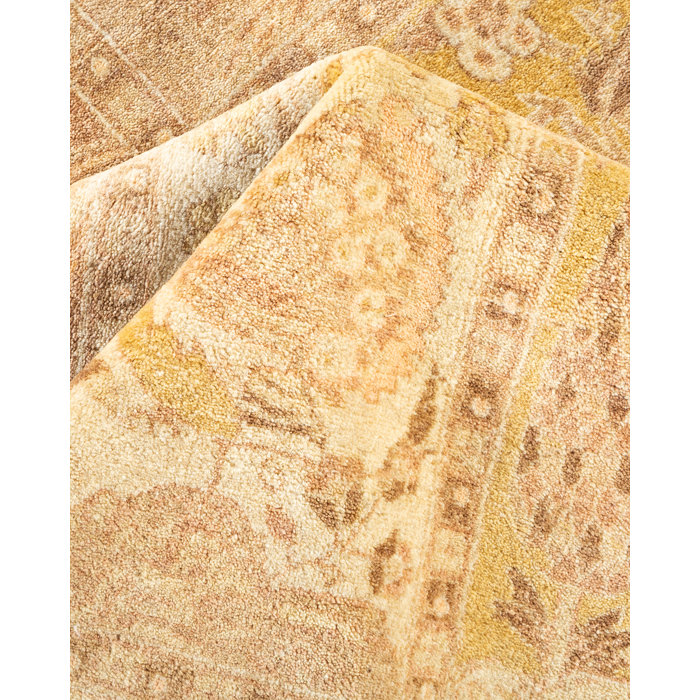 Hand-Knotted Ivory Wool Rectangular Area Rug with Fringe