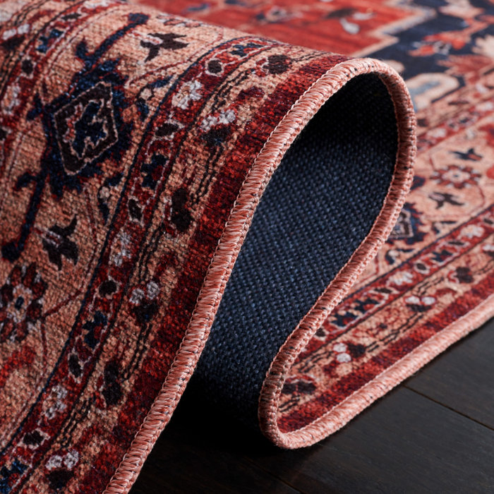 Serapi Elegance Red and Beige 9' x 12' Hand-Knotted Washable Rug