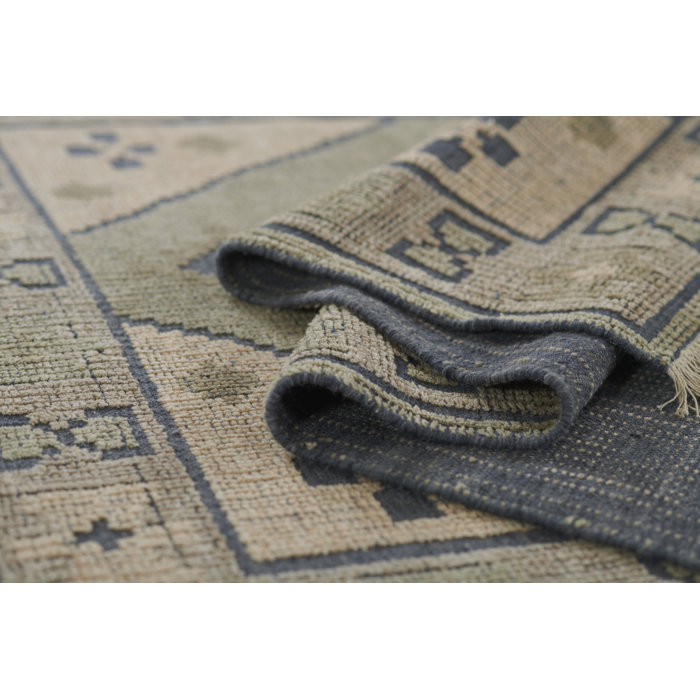 Cielo Blue and Beige Handwoven Wool 9' x 12' Rug