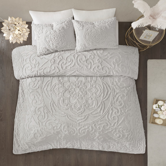 Gray Tufted Cotton Chenille Medallion King/Cal King Duvet Set