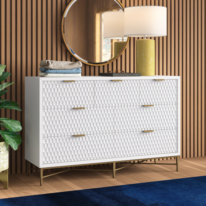 Transitional White Pearl 7-Drawer Dresser with Gold Accents