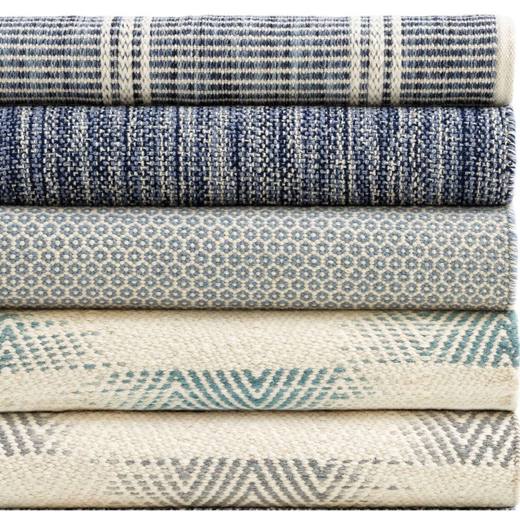 Handmade Light Blue Wool Reversible Rug 6' x 9'