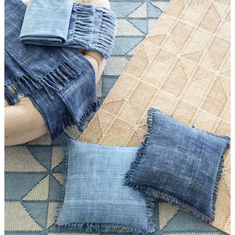 Blue and White Handwoven Cotton Wool Geometric Diamond Rug, 8' x 10'