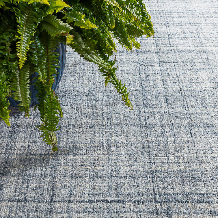Harris Blue and Ivory Handmade Wool Rug, 2' x 3'