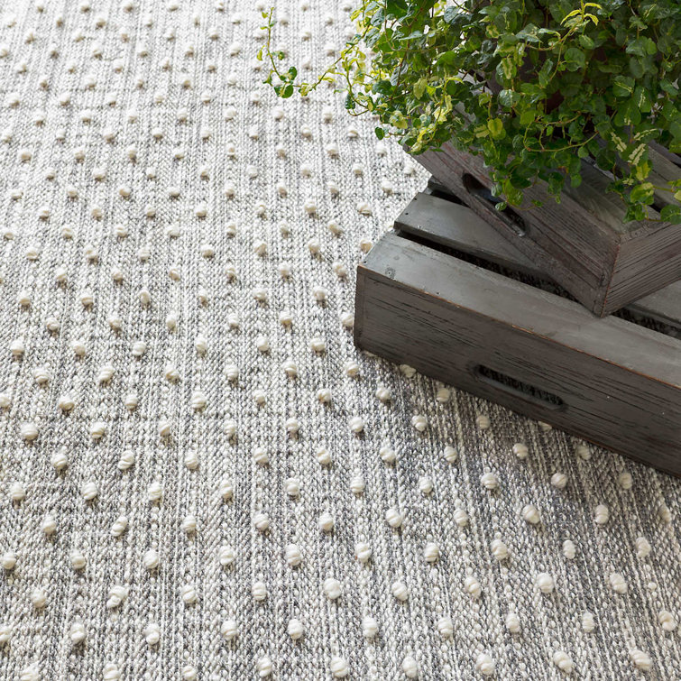 Gray and Ivory Synthetic Flat Woven Handmade Rug 2' x 3'