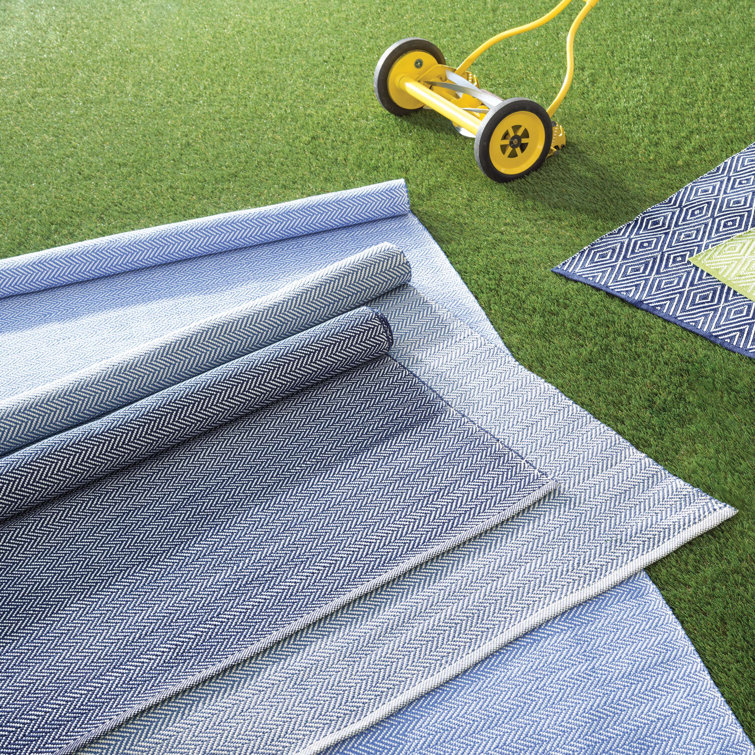 Indigo Herringbone Handwoven 4' x 6' Reversible Outdoor Rug