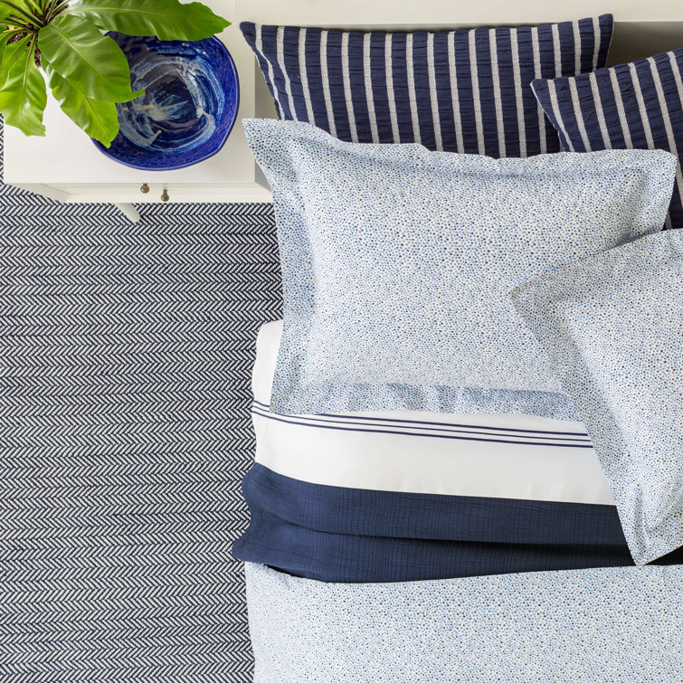 Indigo Herringbone Handwoven 4' x 6' Reversible Outdoor Rug