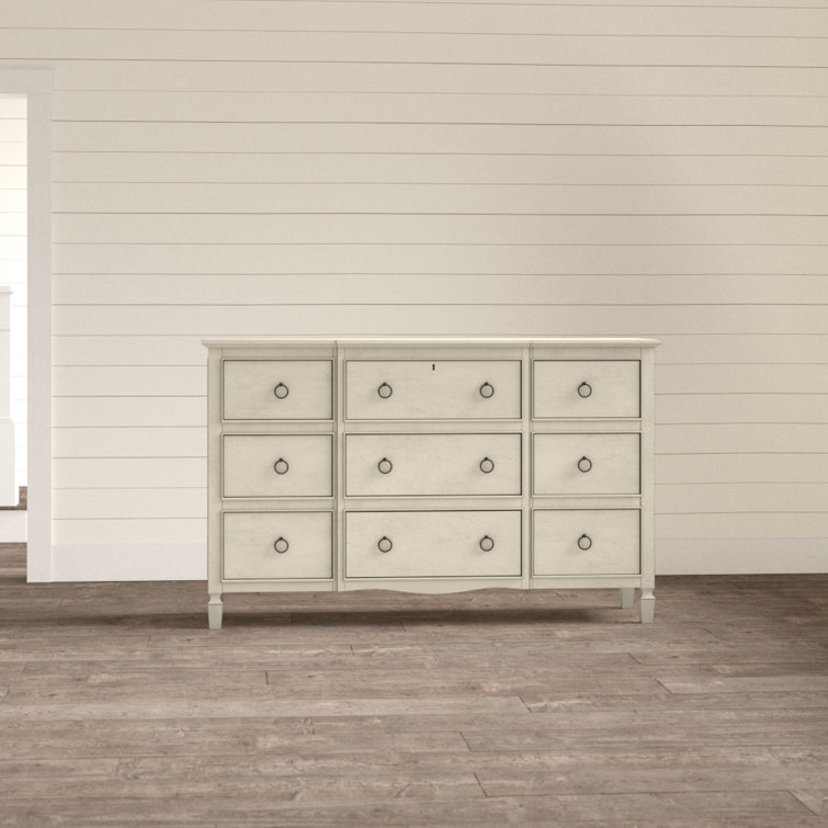 Levin Farmhouse 9-Drawer Cotton White Dresser with Antique Bronze Hardware