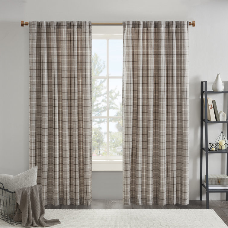 Gray Plaid Light-Filtering Polyester Curtain Panel with Fleece Lining