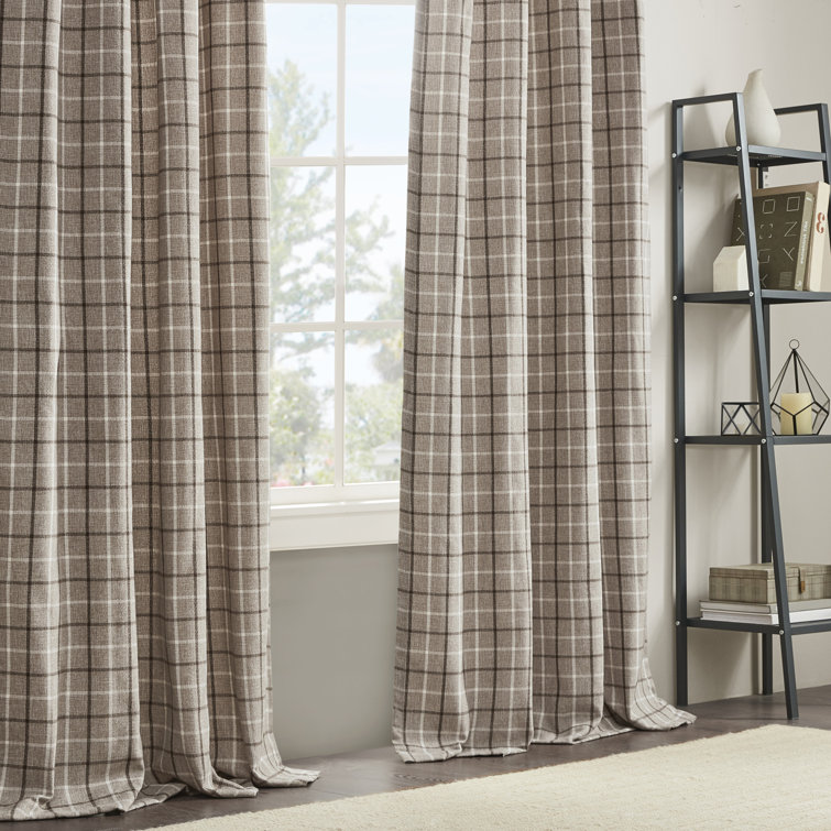 Gray Plaid Light-Filtering Polyester Curtain Panel with Fleece Lining