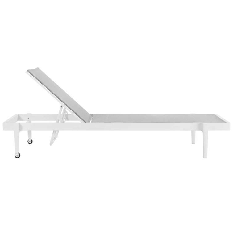 White Aluminum Adjustable Outdoor Chaise Lounge
