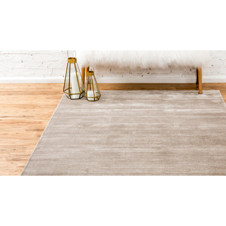 Reversible Easy-Care Brown Synthetic 4' x 6' Area Rug