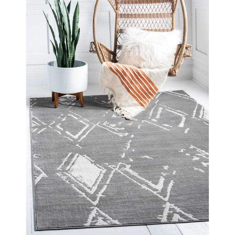 Reversible Easy-Care Gray Geometric 9' x 12' Synthetic Area Rug