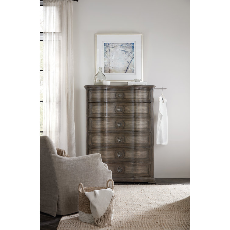 Gray Medium Wood Traditional 6-Drawer Dresser with Felt Lined Drawer