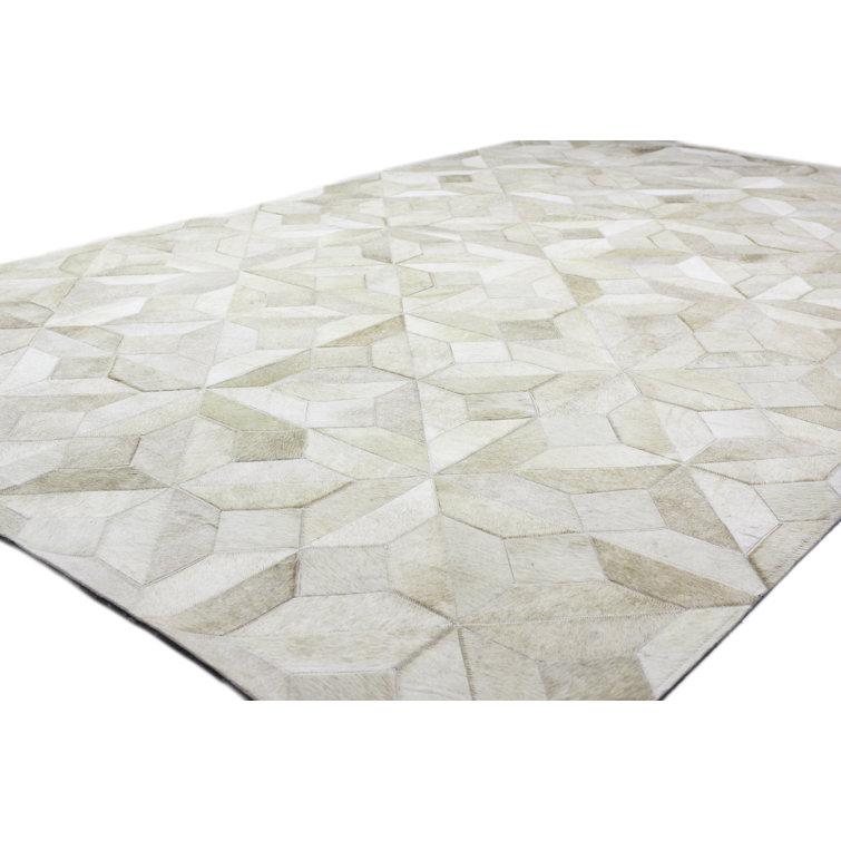 Handmade Gray Geometric Cowhide Rectangular 8' x 10' Area Rug