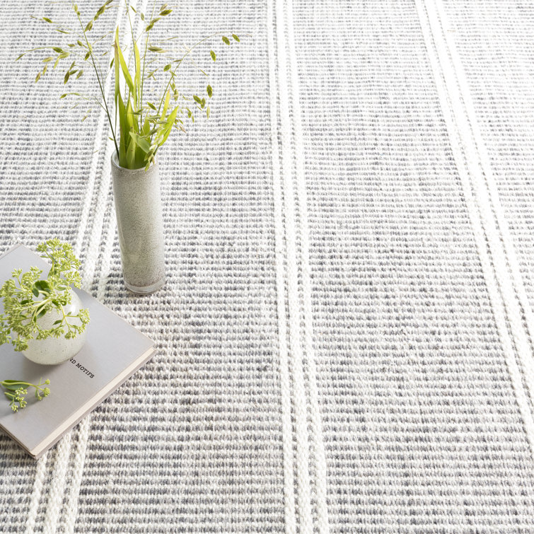 Gray and White Handwoven Wool Herringbone Rug 2' x 3'