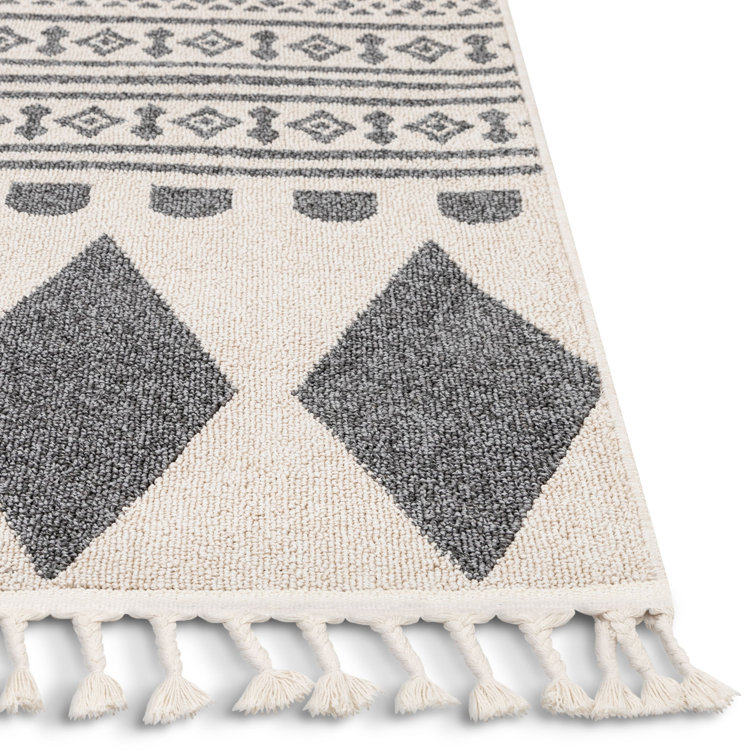 Gray Geometric Medium Pile Synthetic Area Rug