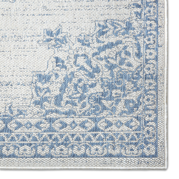Nicole Miller Grey and Blue Synthetic Medallion Area Rug
