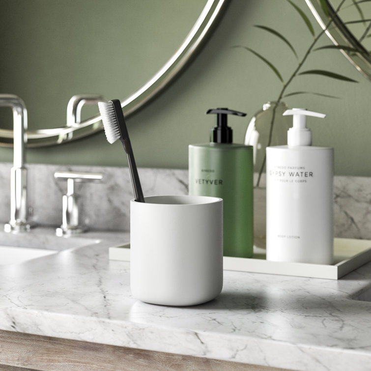 White PMMA Free-Standing Toothbrush Holder