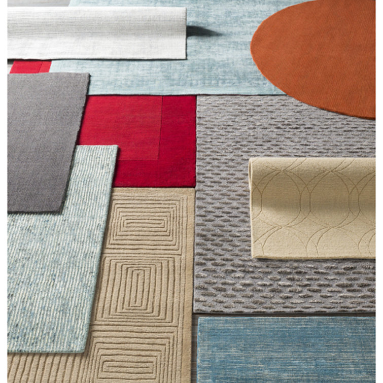 Crowe Burnt Burgundy Handmade Wool Round Area Rug