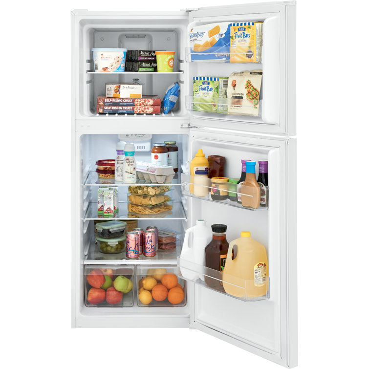 Compact White Energy Star Top Freezer Refrigerator with Ice Maker