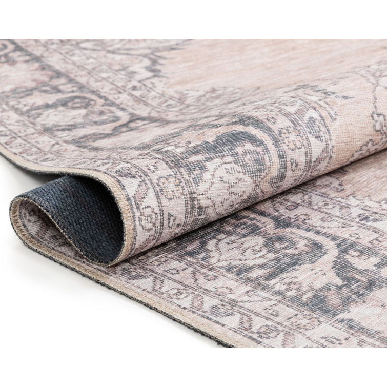 Beige Medallion Cotton-Synthetic 5' x 7' Easy-Care Area Rug