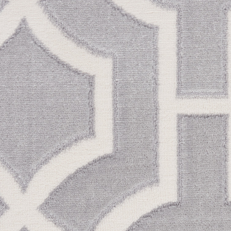 Joli Grey and White Geometric Latticework 5' x 7' Area Rug