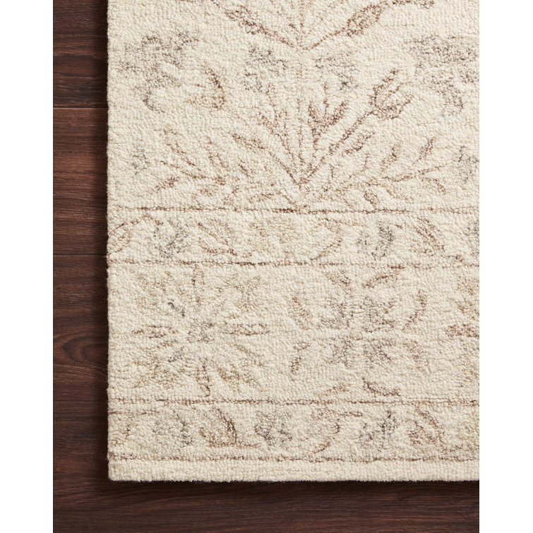 Handmade Ivory Floral Wool Area Rug