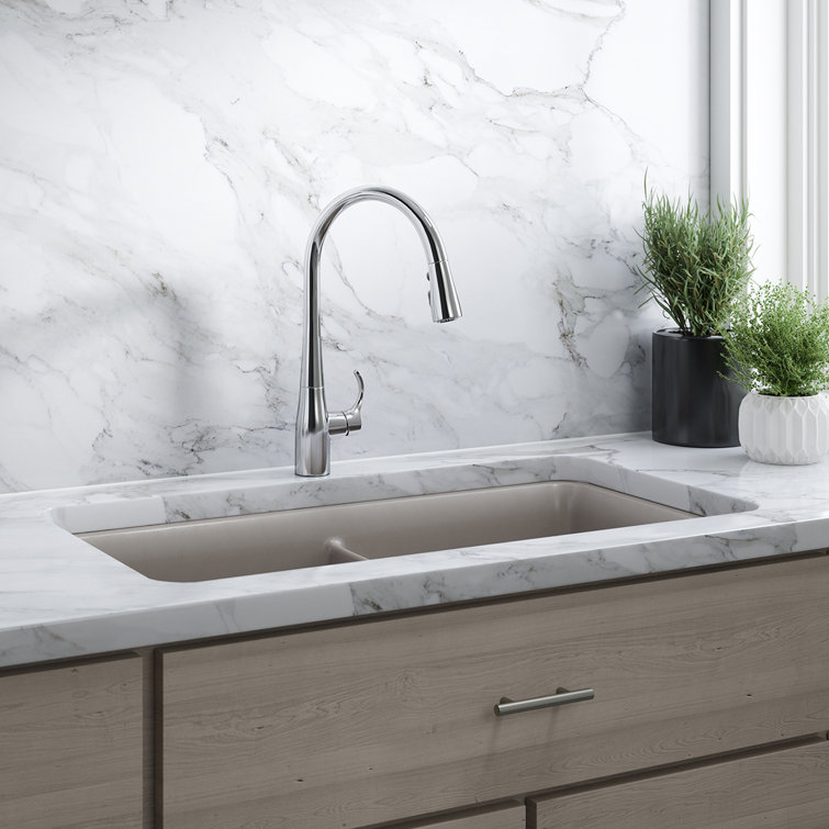 Polished Chrome Touchless Pull-Down Kitchen Faucet