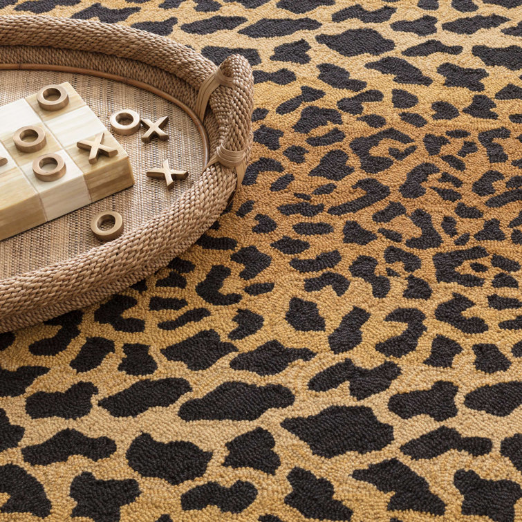 Leopard Print 2' x 3' Handmade Wool Rug