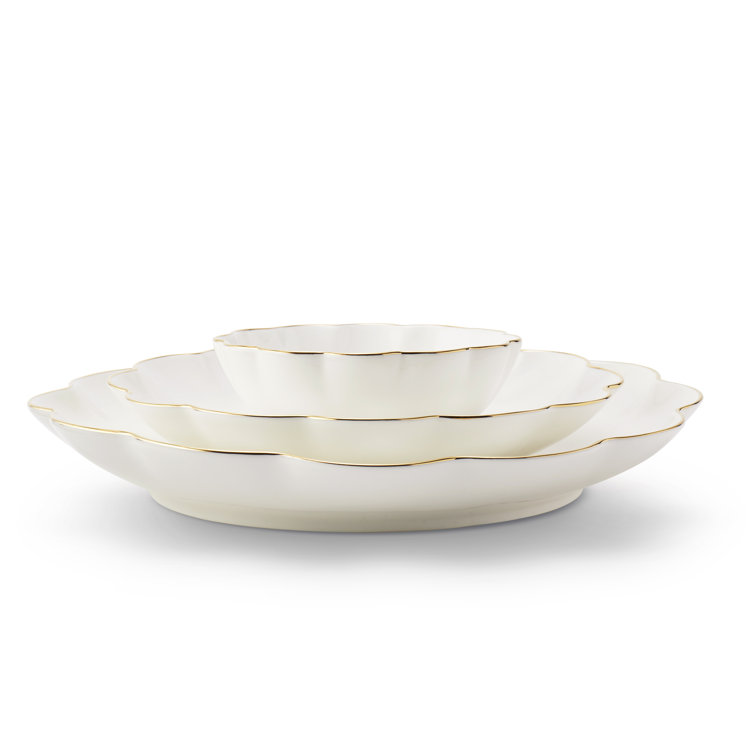 Elegant White Ceramic Serving Bowl Set with Gold Scallop Trim