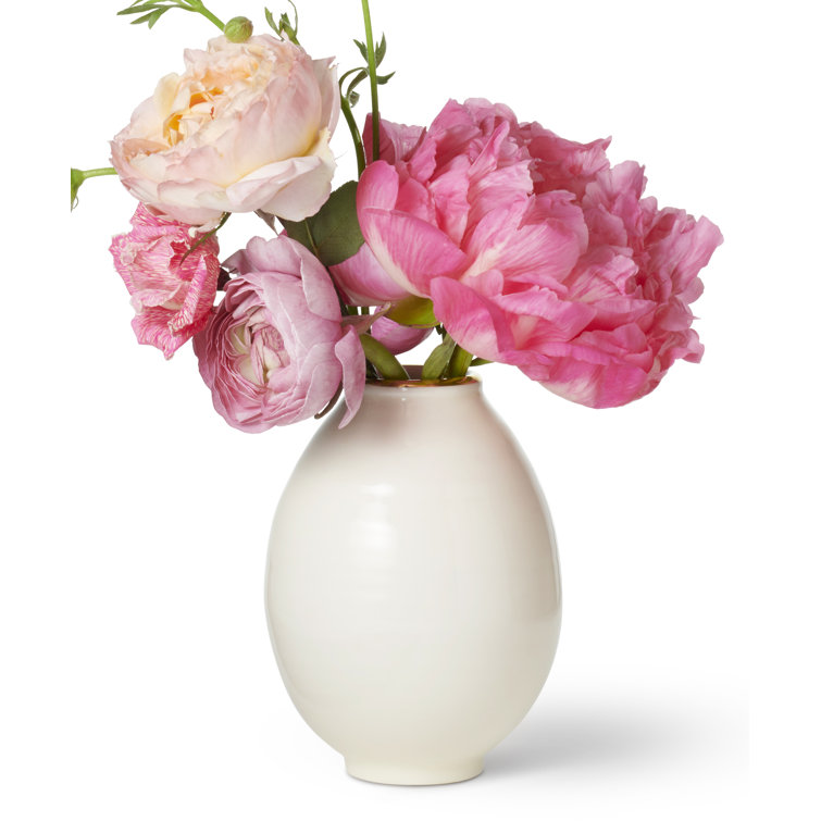 Handcrafted Cream Ceramic Bud Table Vase