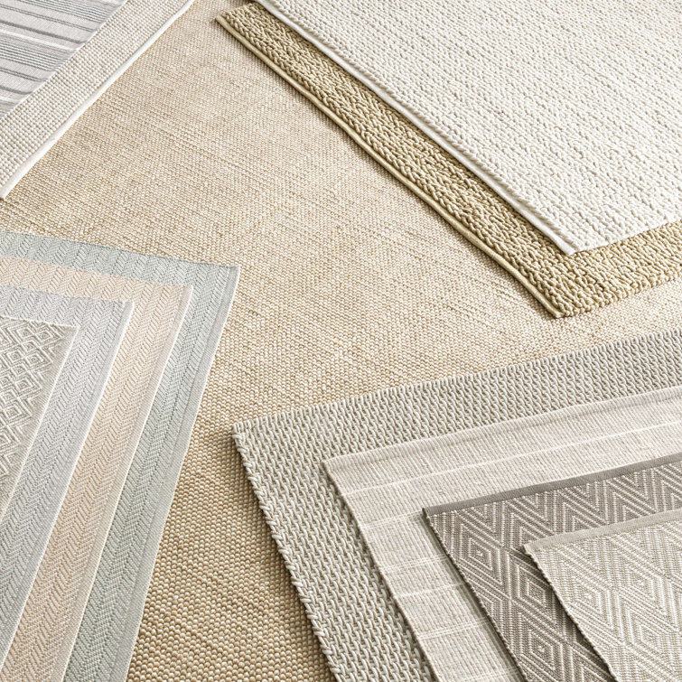 Gray and Ivory Stripe 6' x 9' Synthetic Flat Woven Rug