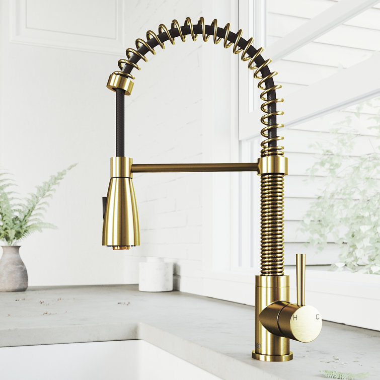 Elegant Matte Gold Pull-Down Kitchen Faucet with 360° Swivel Spout