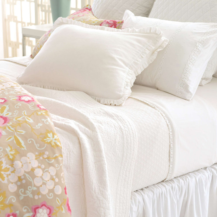 Classic White Cotton Ruffle Bed Skirt with Split Corner