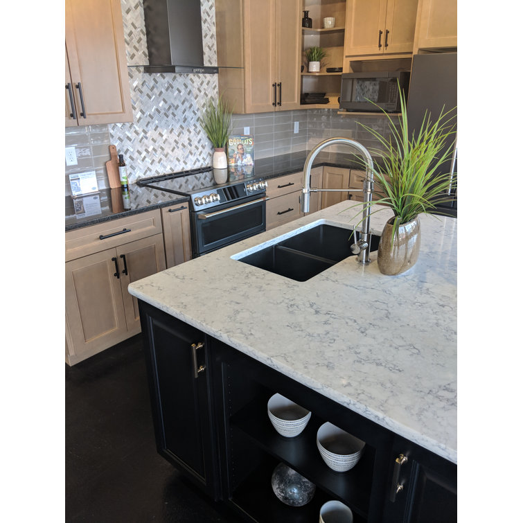 Black Quartz Composite 32'' x 21'' Double Bowl Undermount Kitchen Sink