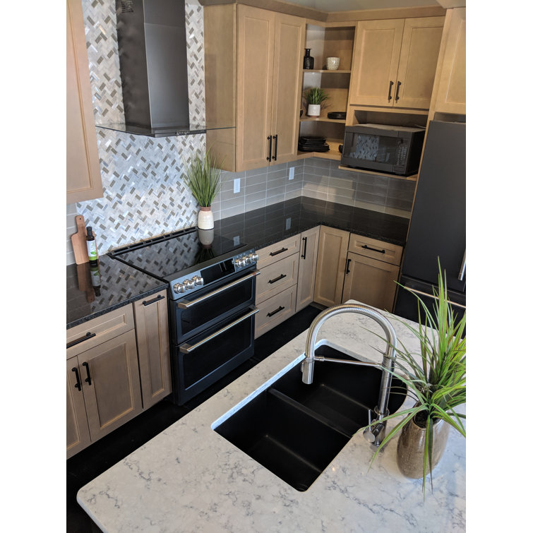 Black Quartz Composite 32'' x 21'' Double Bowl Undermount Kitchen Sink