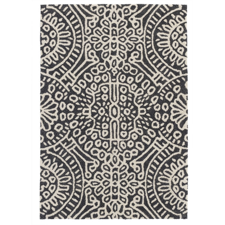 Gray and White Medallion Handmade Wool Rug 3' x 5'