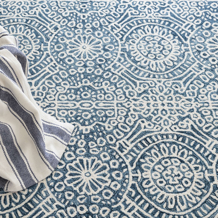Handmade Blue and Ivory Wool Medallion Area Rug