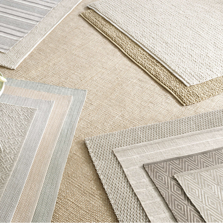 Platinum and White Braided Indoor/Outdoor Washable Rug