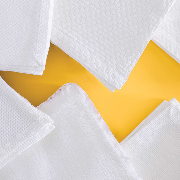 Elegant King-Sized White Cotton Reversible Bedspread