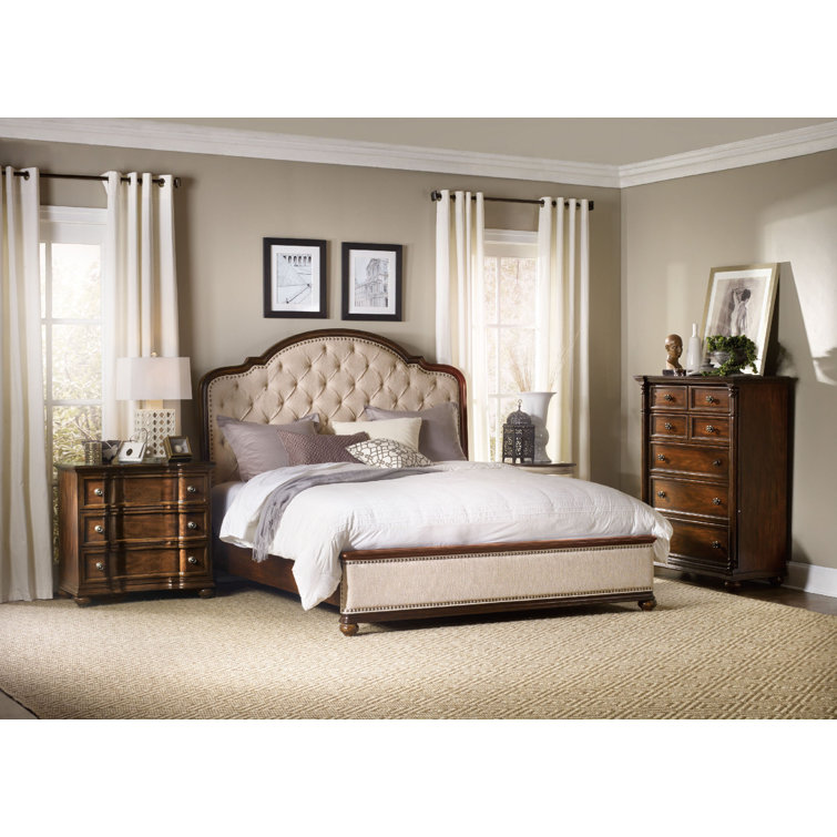 Leesburg Elegant Mahogany 5-Drawer Chest with Antique Brass Knobs