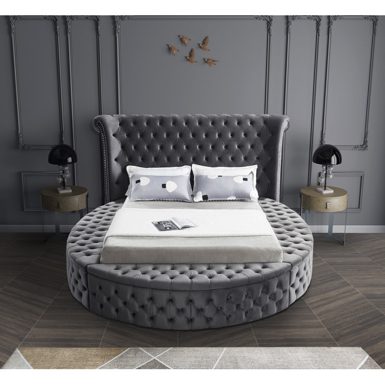 Luxus Gray Velvet King Bed with Tufted Upholstery