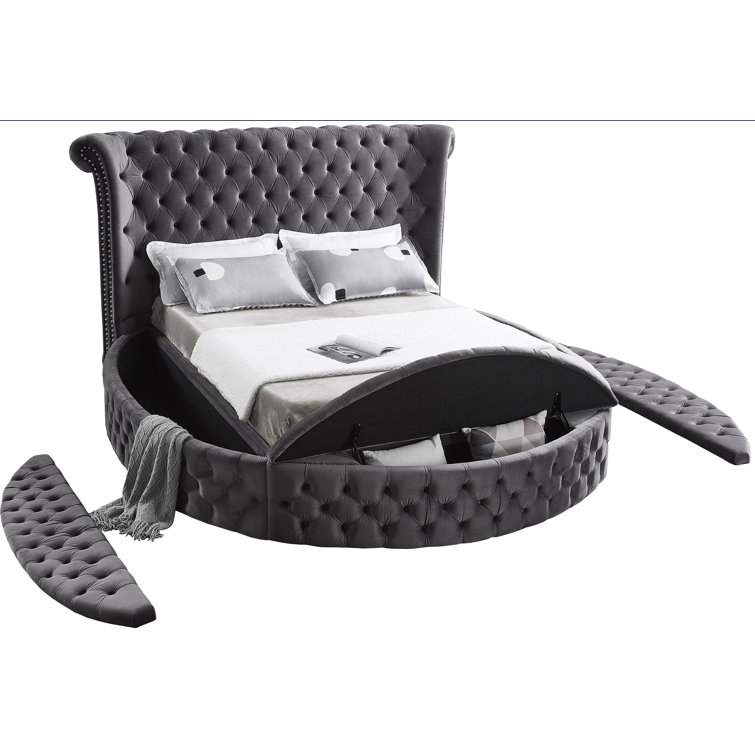 Luxus Gray Velvet King Bed with Tufted Upholstery