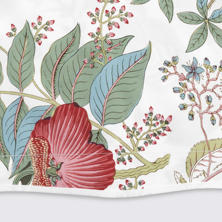 Pomegranate Pink Coral Full/Queen Cotton Quilt with Scalloped Edges