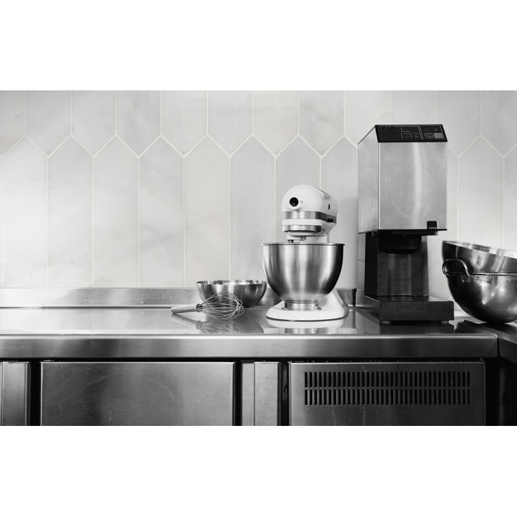 Arabescato Carrara White and Gray Marble Mosaic Tile