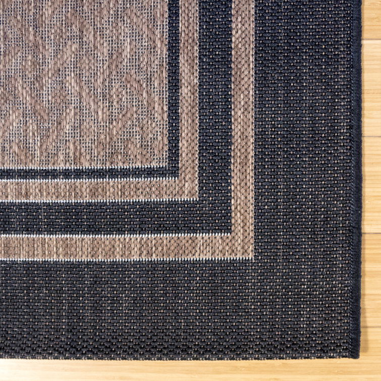Chestnut and Black 6' x 9' Synthetic Flatweave Area Rug