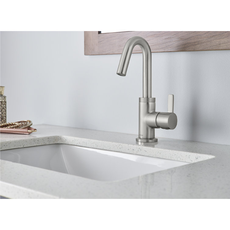 Brushed Nickel Single Handle Bathroom Faucet with Metal Drain